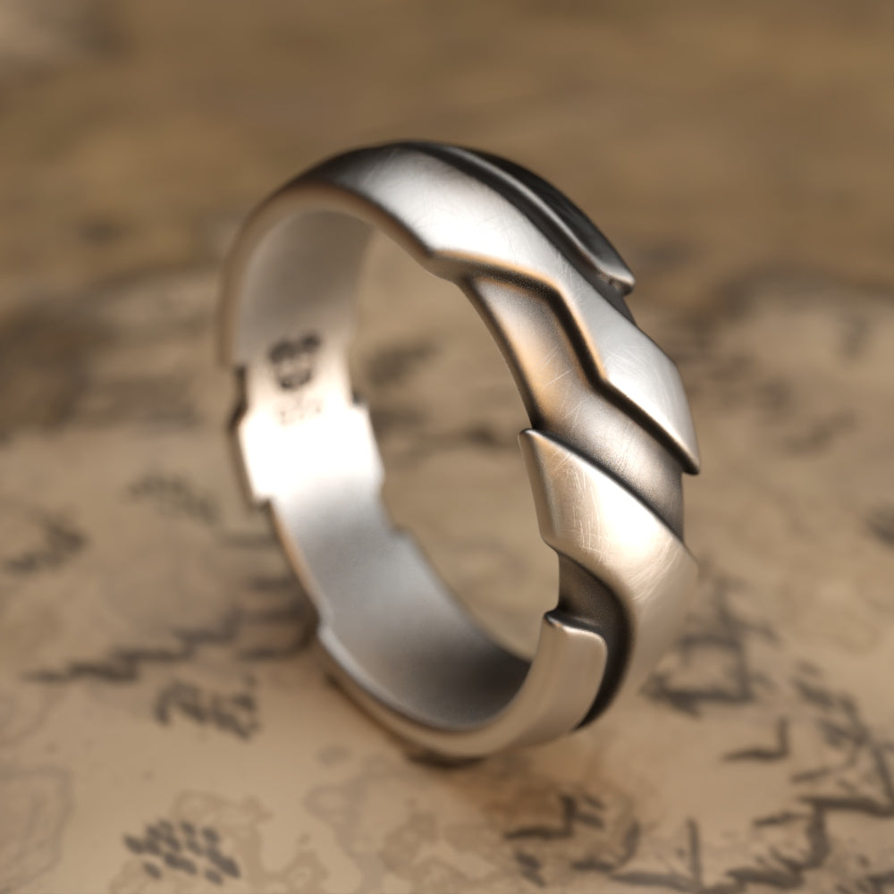 Elegant Silver Ring